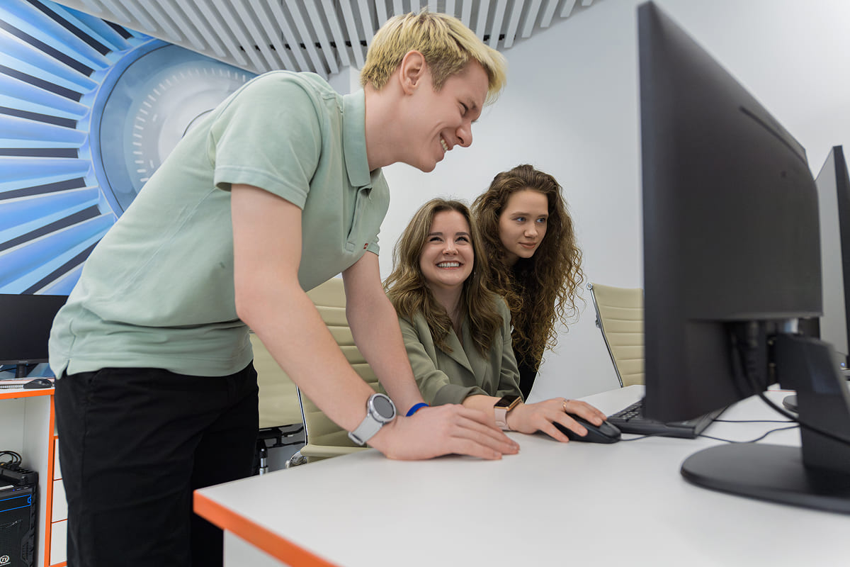 Более 800 студенческих команд Политеха приступят к работе над реальными задачами бизнеса